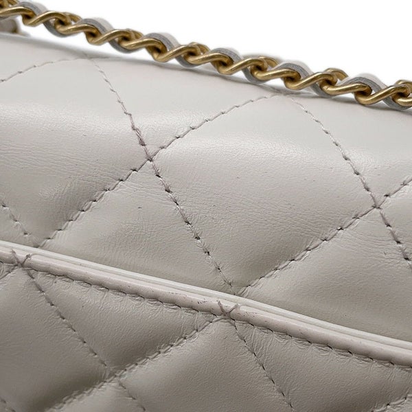 シャネル チェーンウォレット マトラッセ ココマーク ラムスキン AP2289 CHANEL ショルダーバッグ 財布 白
