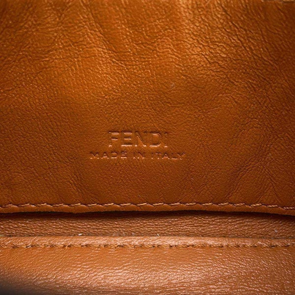 フェンディ チェーンショルダーポーチ ナノ バケット レザー 刺繍 7AR844 FENDI ポシェット