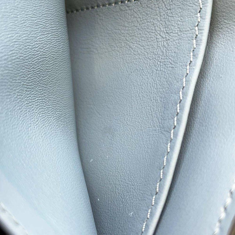 フェンディ 三つ折り財布 ピーカブー マイクロ レザー 8M0426 FENDI 財布