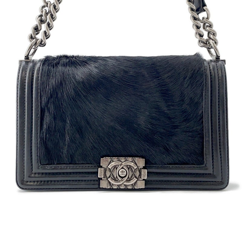 シャネル チェーンショルダーバッグ ココマーク ボーイシャネル キャビアスキン CHANEL BOY CHANEL 黒 セール品