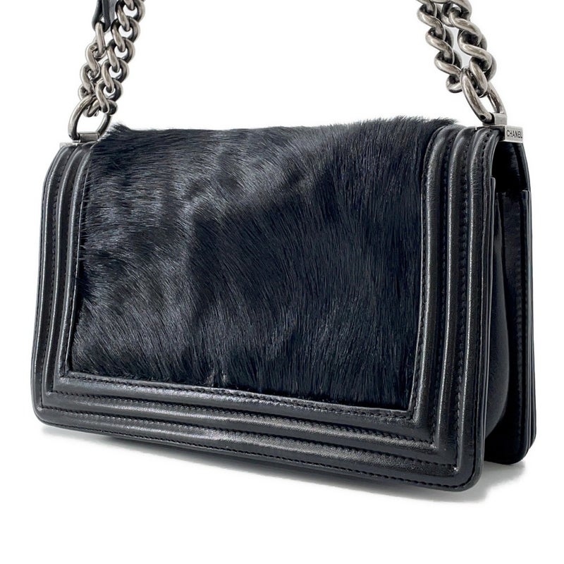 シャネル チェーンショルダーバッグ ココマーク ボーイシャネル キャビアスキン CHANEL BOY CHANEL 黒 セール品