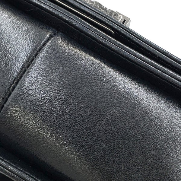 シャネル チェーンショルダーバッグ ココマーク ボーイシャネル キャビアスキン CHANEL BOY CHANEL 黒 セール品