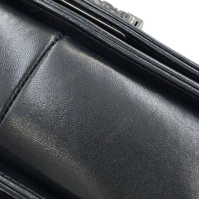 シャネル チェーンショルダーバッグ ココマーク ボーイシャネル キャビアスキン CHANEL BOY CHANEL 黒 セール品