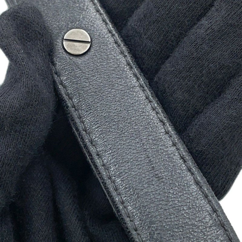 シャネル チェーンショルダーバッグ ココマーク ボーイシャネル キャビアスキン CHANEL BOY CHANEL 黒 セール品