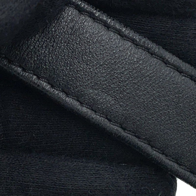 シャネル チェーンショルダーバッグ ココマーク ボーイシャネル キャビアスキン CHANEL BOY CHANEL 黒 セール品