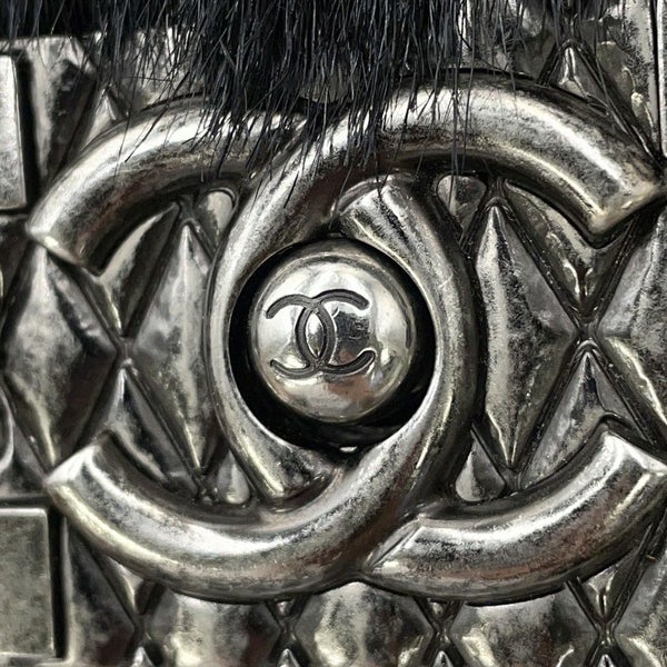 シャネル チェーンショルダーバッグ ボーイシャネル レザー ファー CHANEL 黒