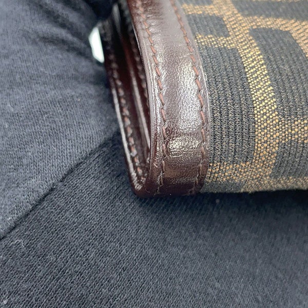 フェンディ 二つ折り財布 ズッカ柄 キャンバス レザー FENDI