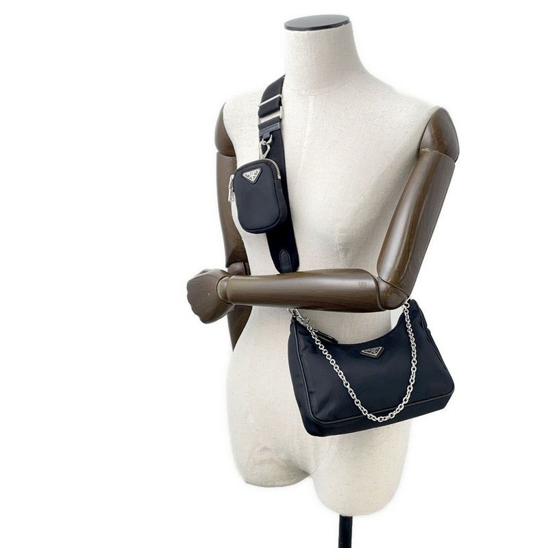 プラダ ショルダーバッグ Re-Edition 2005 Re-Nylon ナイロン 1BH204 PRADA 黒