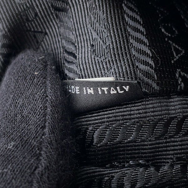 プラダ ショルダーバッグ Re-Edition 2005 Re-Nylon ナイロン 1BH204 PRADA 黒