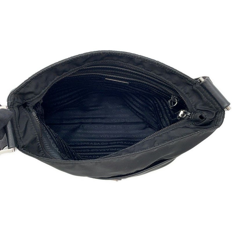 プラダ ショルダーバッグ トライアングルロゴ ナイロン PRADA バッグ 黒