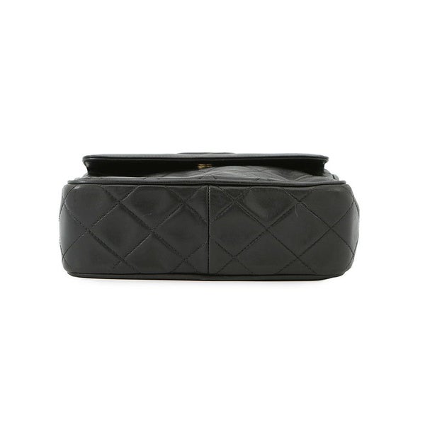 シャネル チェーンショルダーバッグ マトラッセ タッセル ラムスキン CHANEL バッグ 黒