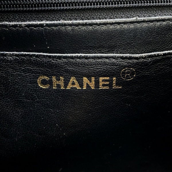 シャネル チェーンショルダーバッグ マトラッセ シングルチェーン キャビアスキン A07868 CHANEL バッグ 黒