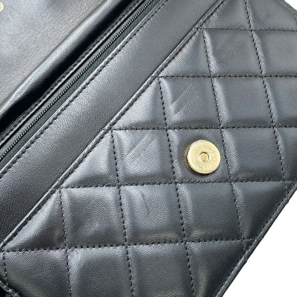 シャネル チェーンウォレット クラシック マトラッセ ココマーク ラムスキン AP0250 CHANEL 財布 黒