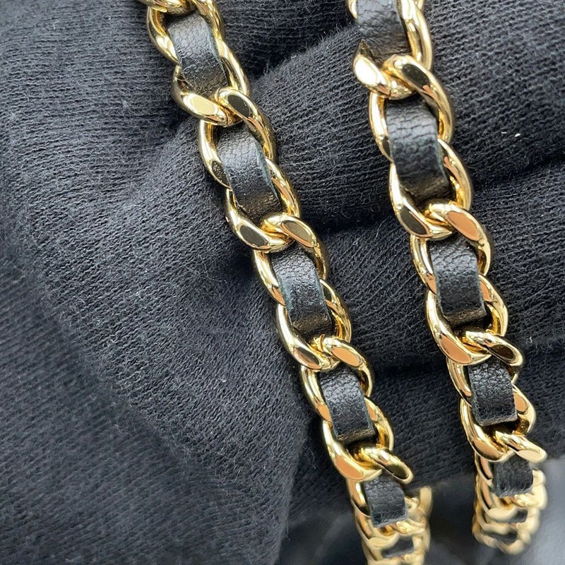 シャネル チェーンウォレット クラシック マトラッセ ココマーク ラムスキン AP0250 CHANEL 財布 黒