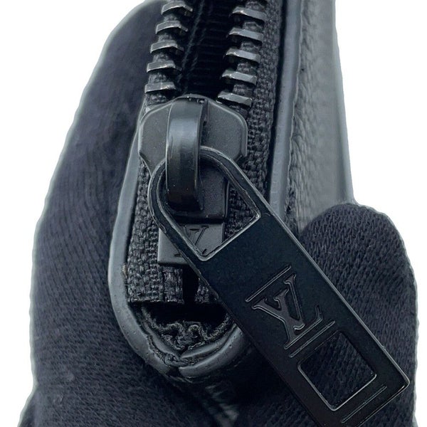 ルイヴィトン クラッチバッグ グレインレザー テイクオフ・ポーチ M69837 LOUIS VUITTON ブラック 黒 メンズ