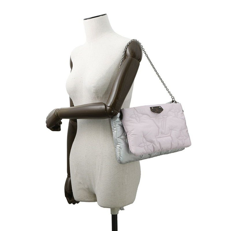 ルイヴィトン ショルダーバッグ モノグラム/リサイクルナイロン LVピロー マキシ ミュルティ・ポシェット・アクセソワール M21056