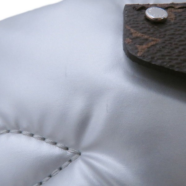 ルイヴィトン ショルダーバッグ モノグラム/リサイクルナイロン LVピロー マキシ ミュルティ・ポシェット・アクセソワール M21056