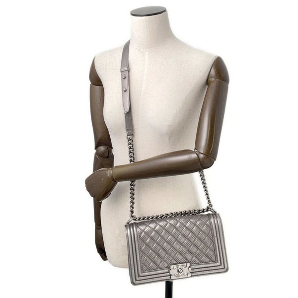 シャネル チェーンショルダーバッグ ボーイシャネル ラムスキン A67086  CHANEL バッグ シルバー