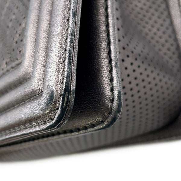 シャネル チェーンショルダーバッグ ボーイシャネル ラムスキン A67086  CHANEL バッグ シルバー