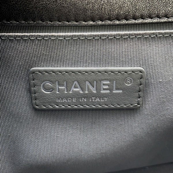 シャネル チェーンショルダーバッグ ボーイシャネル ラムスキン A67086  CHANEL バッグ シルバー