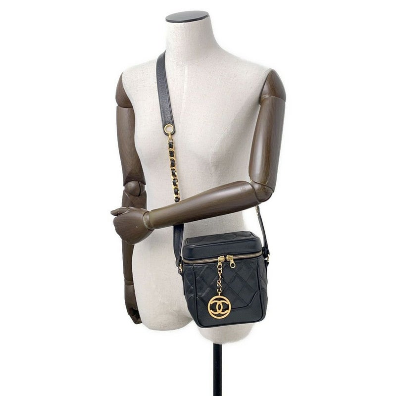 シャネル チェーンショルダーバッグ マトラッセ バニティバッグ キャビアスキン CHANEL バッグ 黒