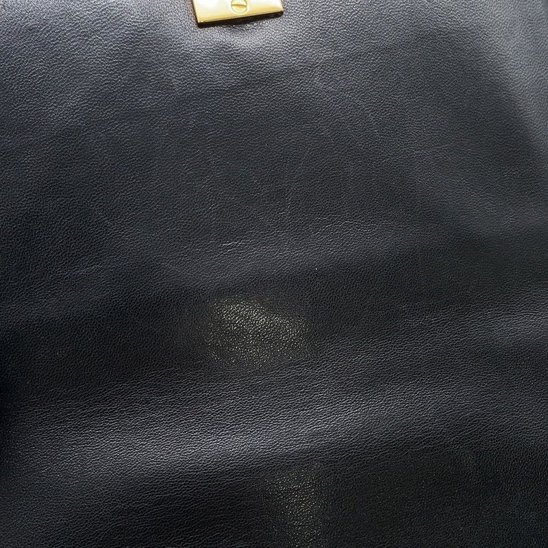 シャネル ショルダーバッグ フルフラップ マトラッセ ココマーク ラムスキン CHANEL バッグ 黒