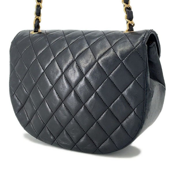 シャネル マトラッセ ハーフムーン チェーンショルダーバッグ ココマーク ラムスキン CHANEL バッグ 黒
