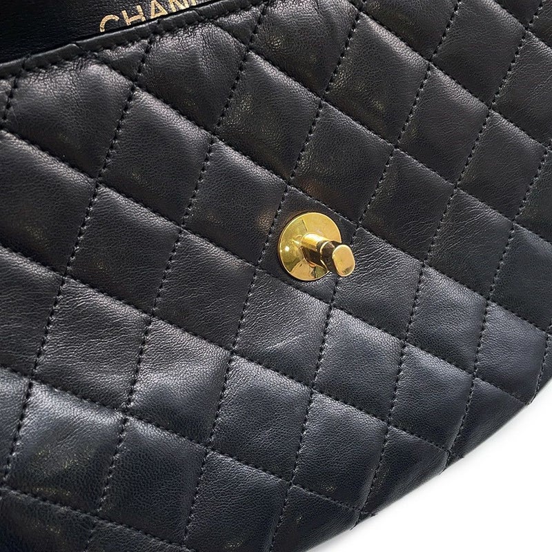 シャネル マトラッセ ハーフムーン チェーンショルダーバッグ ココマーク ラムスキン CHANEL バッグ 黒