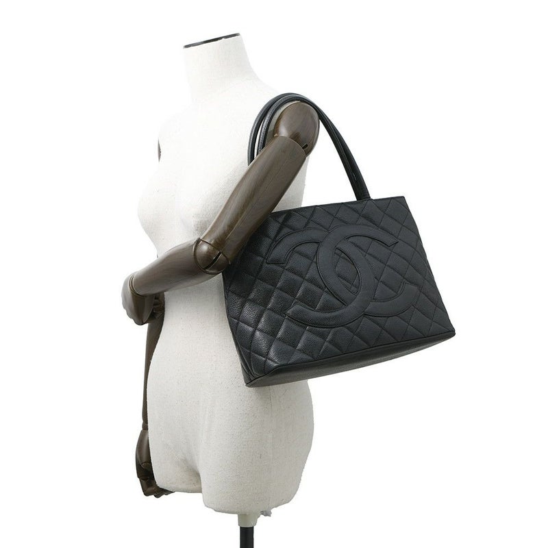 シャネル トートバッグ 復刻トート マトラッセ ココマーク キャビアスキン A01804 CHANEL 黒