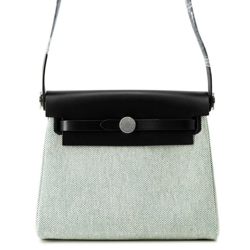 エルメス ショルダーバッグ エールバッグジップ ミニ ブラック/エクリュ/シルバー金具 トワルミリタリー/ヴァッシュハンター K刻印 黒