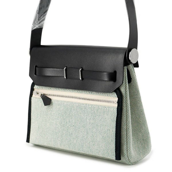 エルメス ショルダーバッグ エールバッグジップ ミニ ブラック/エクリュ/シルバー金具 トワルミリタリー/ヴァッシュハンター K刻印 黒