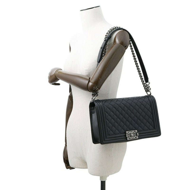 シャネル チェーンショルダーバッグ ボーイシャネル ラージ マトラッセ ココマーク A92193 CHANEL 黒