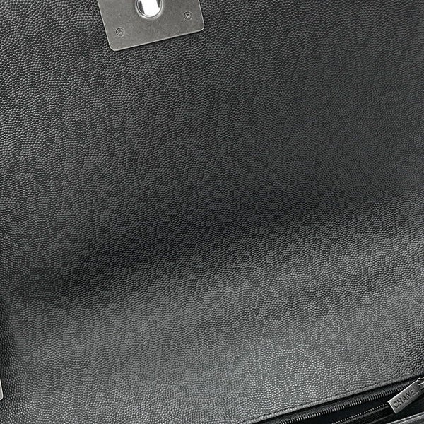 シャネル チェーンショルダーバッグ ボーイシャネル ラージ マトラッセ ココマーク A92193 CHANEL 黒