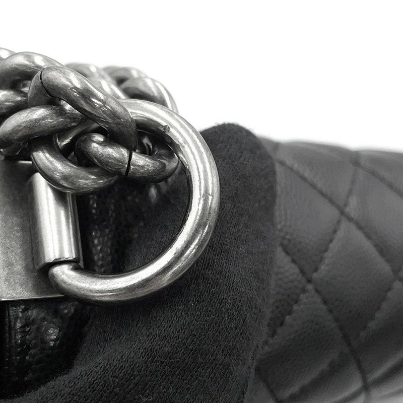 シャネル チェーンショルダーバッグ ボーイシャネル ラージ マトラッセ ココマーク A92193 CHANEL 黒