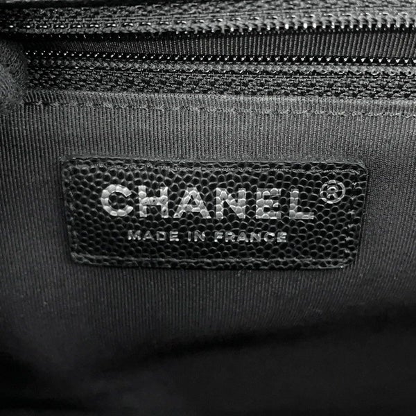 シャネル チェーンショルダーバッグ ボーイシャネル ラージ マトラッセ ココマーク A92193 CHANEL 黒