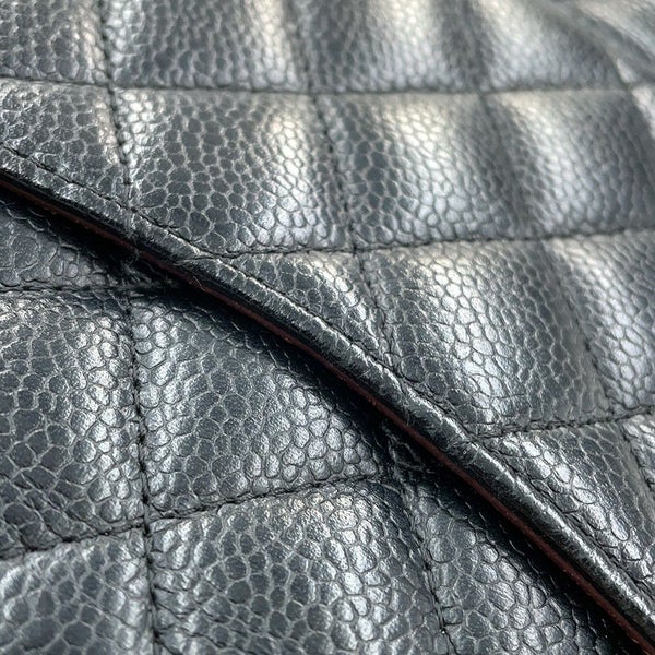 シャネル チェーンショルダーバッグ マトラッセ25 ココマーク キャビアスキン ダブルチェーン A01112 CHANEL 黒