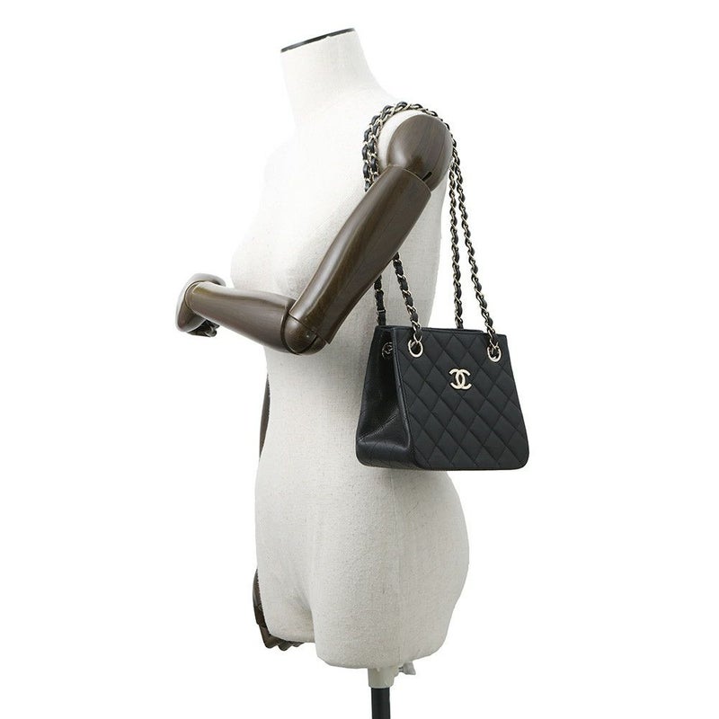 シャネル チェーンショルダーバッグ ココマーク マトラッセ ミニバケットバッグ キャビアスキン AS3176 CHANEL 黒
