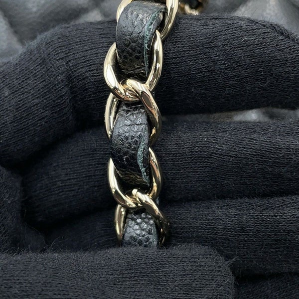 シャネル チェーンショルダーバッグ ココマーク マトラッセ ミニバケットバッグ キャビアスキン AS3176 CHANEL 黒