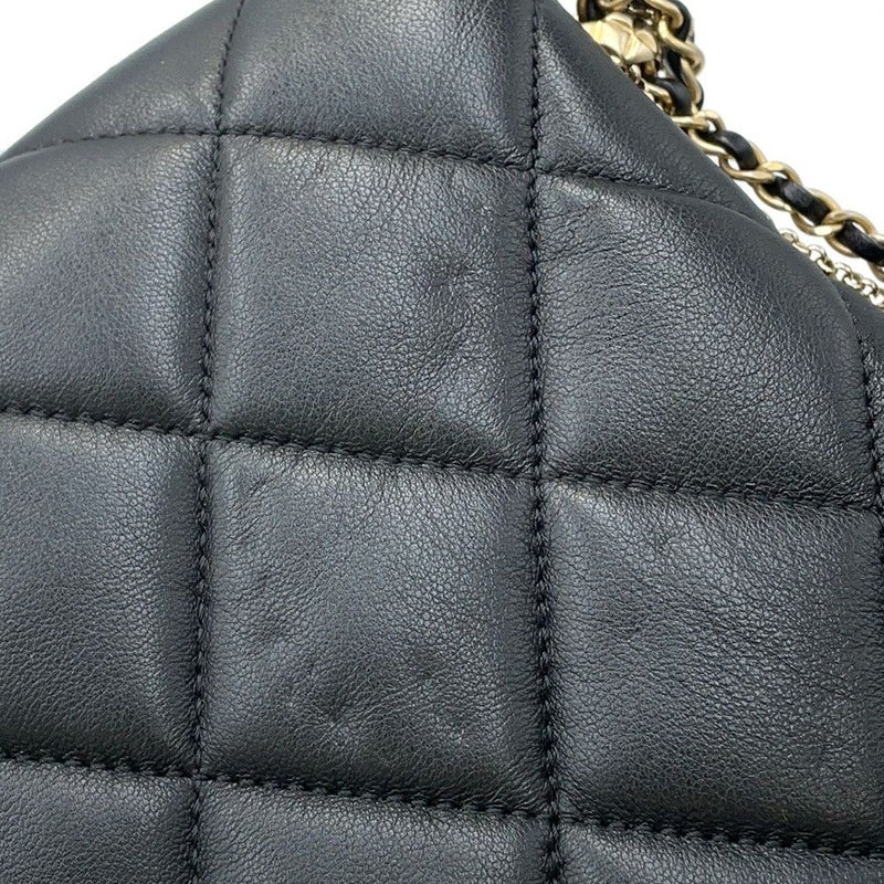 シャネル チェーンショルダーバッグ マトラッセ ココマーク ラムスキン フェイクパール CHANEL 黒