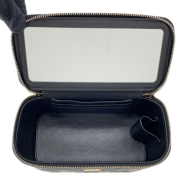 シャネル チェーンショルダーバッグ バニティ ココマーク マトラッセ トランプ キャビアスキン AP3079 黒