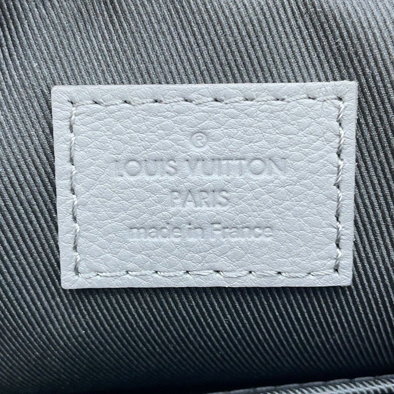 ルイヴィトン ショルダーバッグ モノグラム・シャドウ/カーフレザー トリオ・メッセンジャー  M46603 ブラック 黒 メンズ