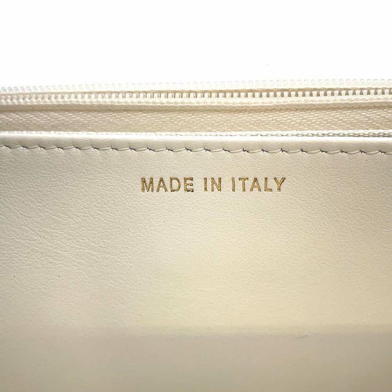シャネル チェーンウォレット ココマーク マトラッセ キャビアスキン コインモチーフ AP3113 CHANEL 財布 白