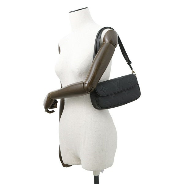 ルイヴィトン チェーンウォレット モノグラム・アンプラント ウォレット オン チェーン・アイビー M82154  2way 黒 ブラック