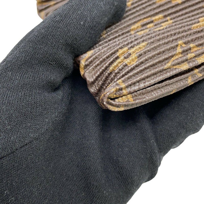 ルイヴィトン ショルダーバッグ モノグラム ポーチ・エクスプローラー M62232 LOUIS VUITTON