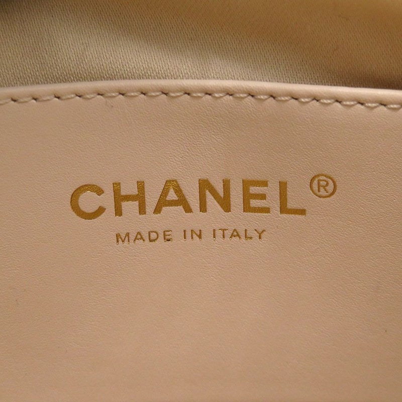 シャネル チェーンショルダーバッグ CHANEL25 スモール キャビアスキン AS5293 CHANEL バッグ 白