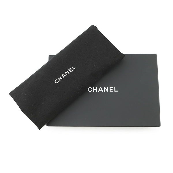 シャネル ポーチ マトラッセ ココマーク パテント CHANEL 小物入れ