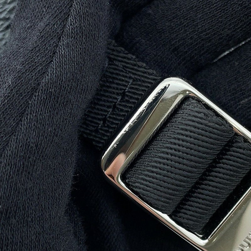 ルイヴィトン ショルダーバッグ タイガ/モノグラム・エクリプス アウトドア・メッセンジャーPM M30233 ヴィトン バッグ 黒 ブラック