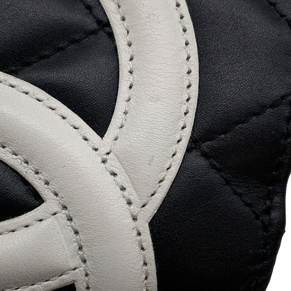 シャネル 二つ折り財布 カンボンライン レザー A26720 CHANEL 財布 黒
