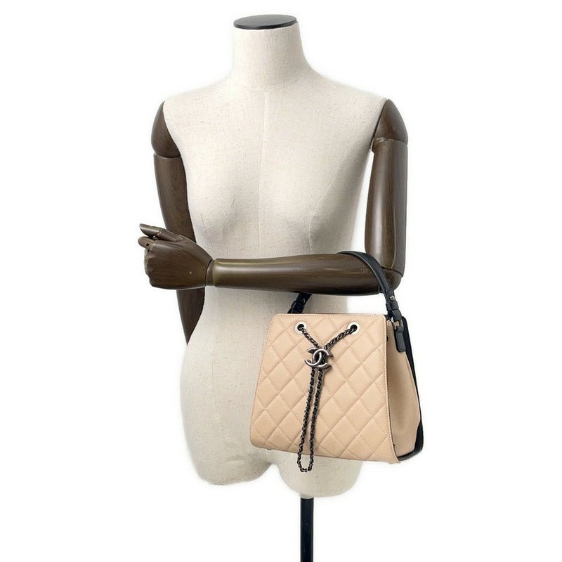 シャネル ハンドバッグ マトラッセ ココマーク CCバケット キャビアスキン A93354 2way