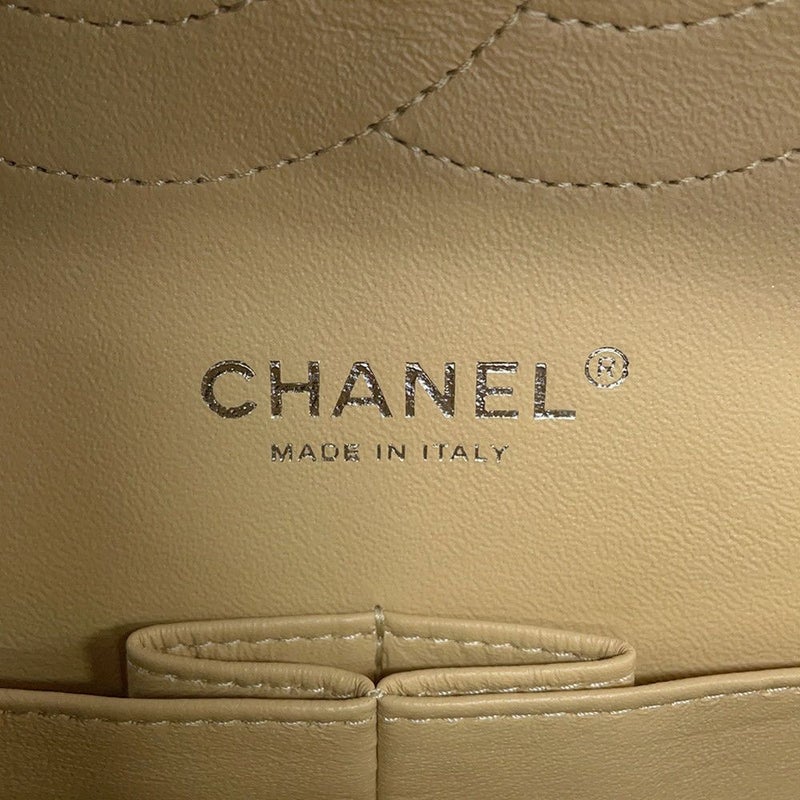 シャネル チェーンショルダーバッグ マトラッセ30 ココマーク キャビアスキン A58600 CHANEL デカマト